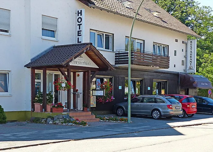 Hotel-Restaurant Schwyzerhuesli
