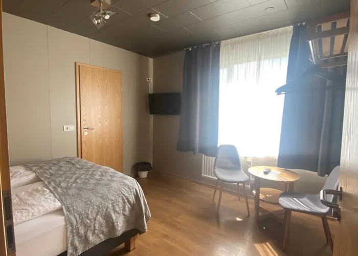 North West Restaurant & Guesthouse