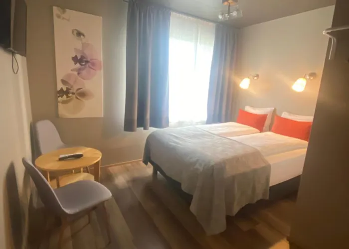 North West Restaurant & Guesthouse