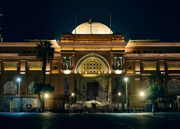 Museum Plaza