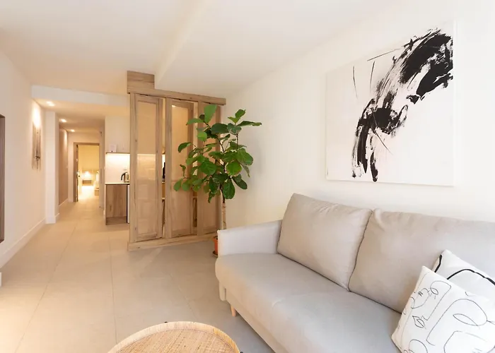 Apartamento Reina Victoria Velázquez Alicante