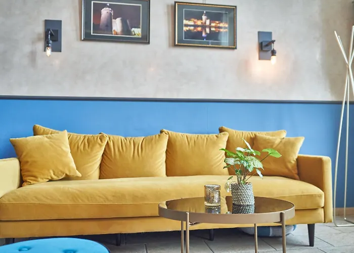 Logis Hotel De La Tour Libourne