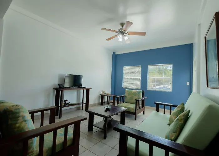 Best Western Grand Baymen Gardens