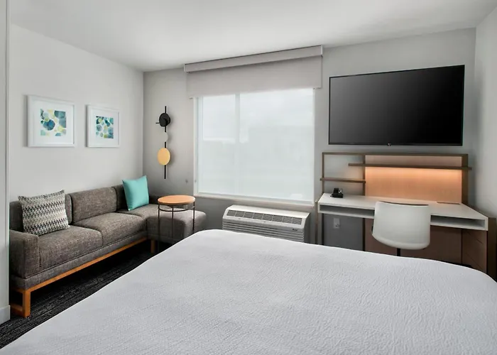 Towneplace Suites Portland Airport Me