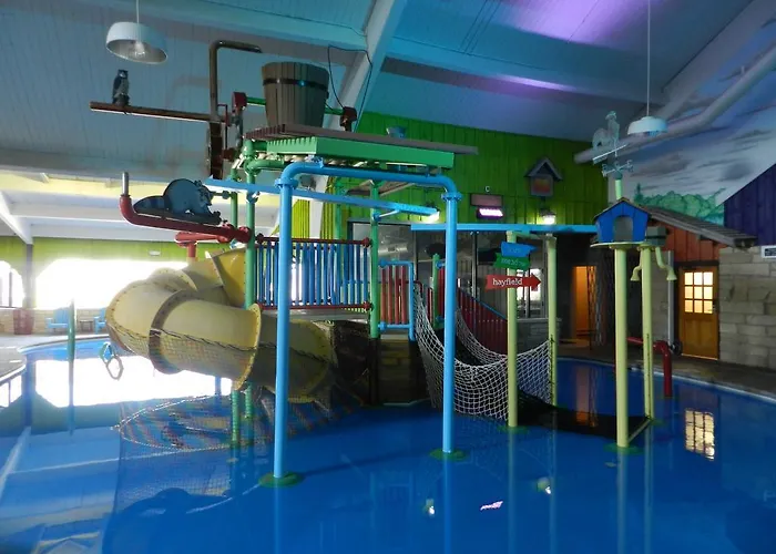 Ramada By Wyndham Williamsburg And Wasserbahn Waterpark