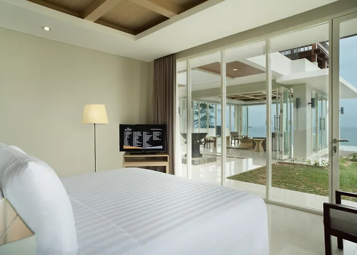 Hotel Santika Premiere Beach Resort Belitung