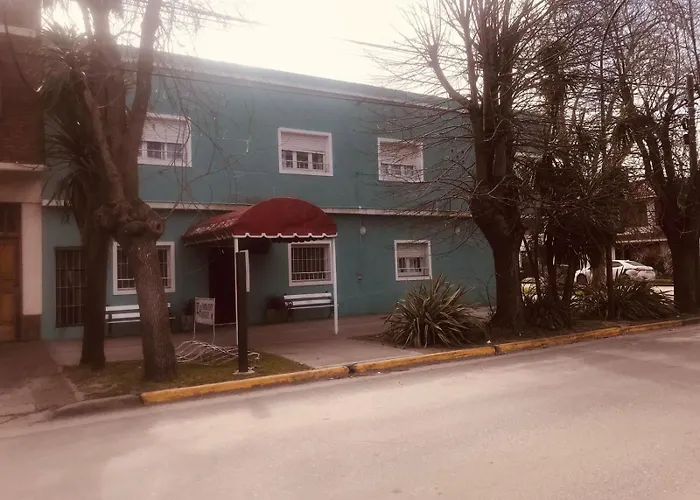 Hotel Embassy