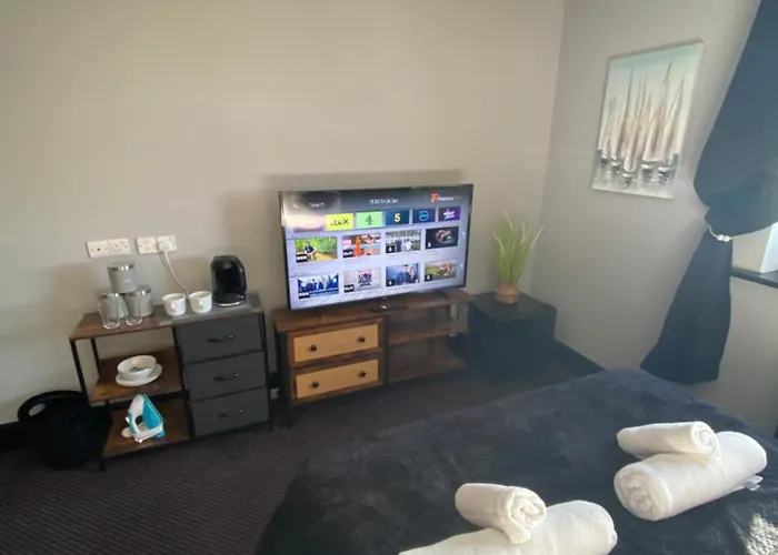 Bay View Rooms At Mentone Hotel