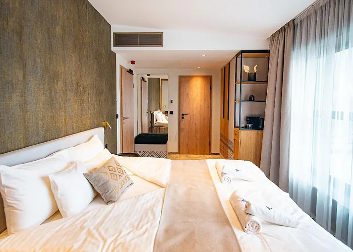 Bordur Wellness Hotel Superior Es Szonyegmuzeum
