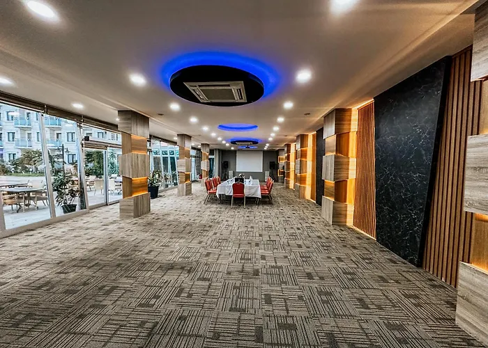 Elegance Resort Hotel & Spa Wellness-Aqua
