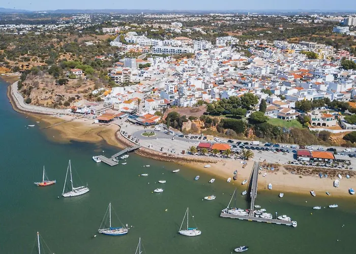 Rooftop Guesthouse Alvor
