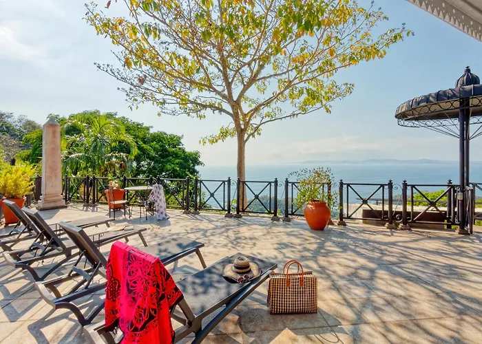 Hotel Villa Caletas