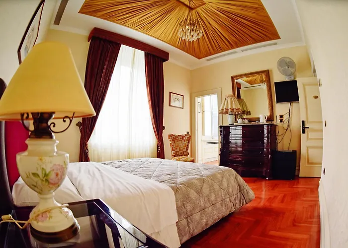 Al centro Luxury Home