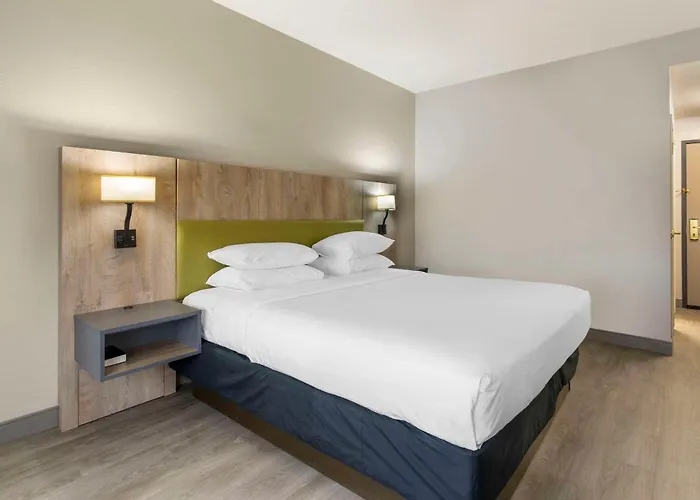 Country Inn & Suites By Radisson, Tampa Airport North, Fl