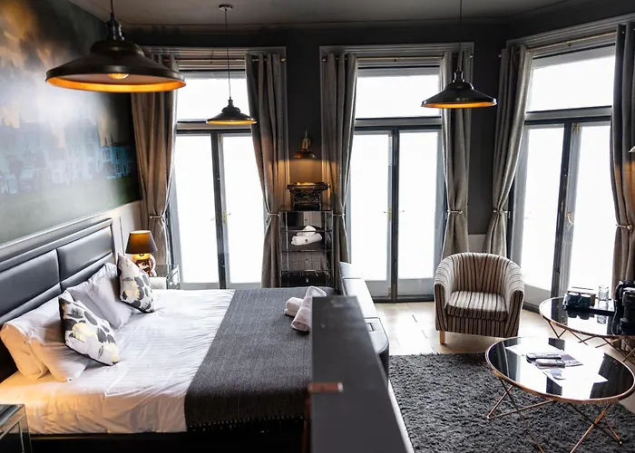The Clarendon Hotel