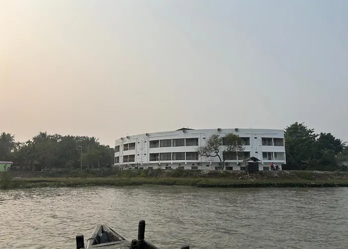Ichhamati Hotel And Restaurant