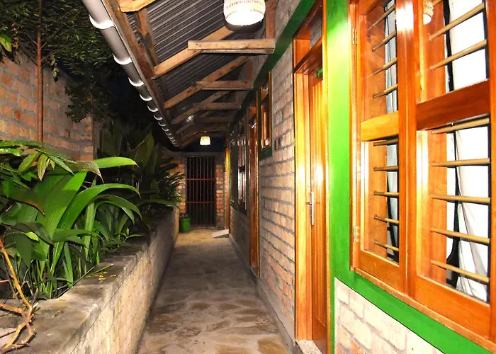 Iziba Lodge - Hoima