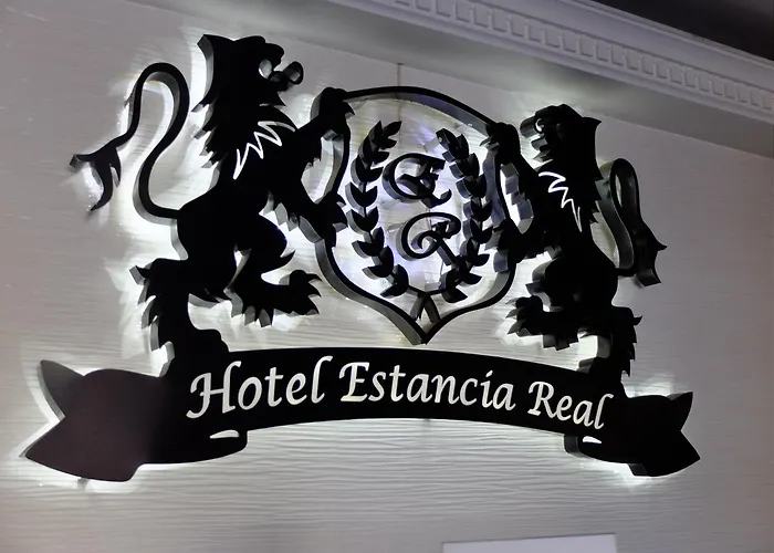 Hotel Estancia Real