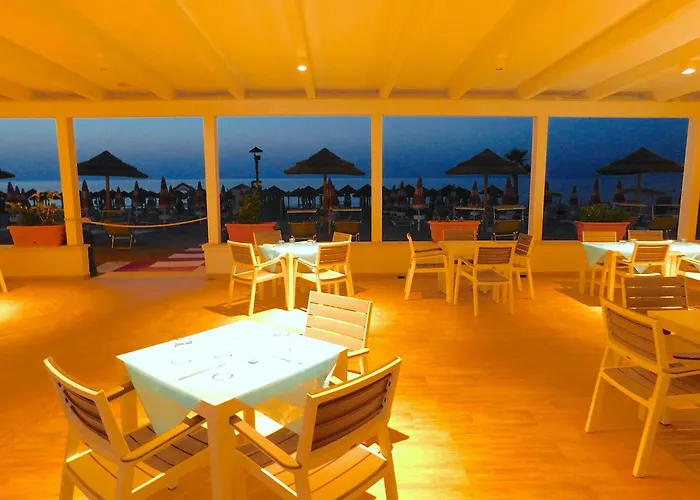 Albergo Diomedee Rooms On The Beach