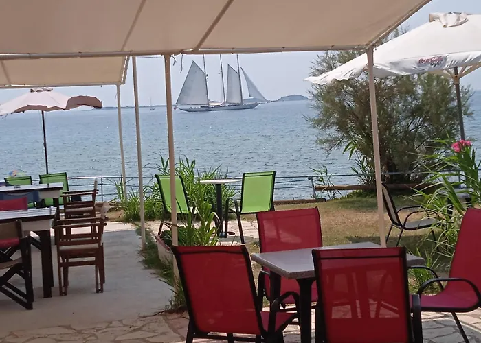 Kefalonia Beach Hotel & Bungalows
