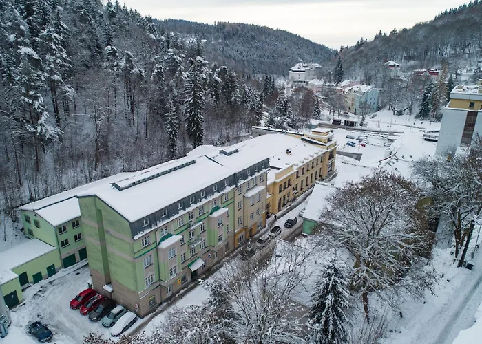 Hotel Luzice