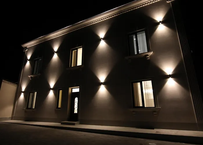 Louvre Home