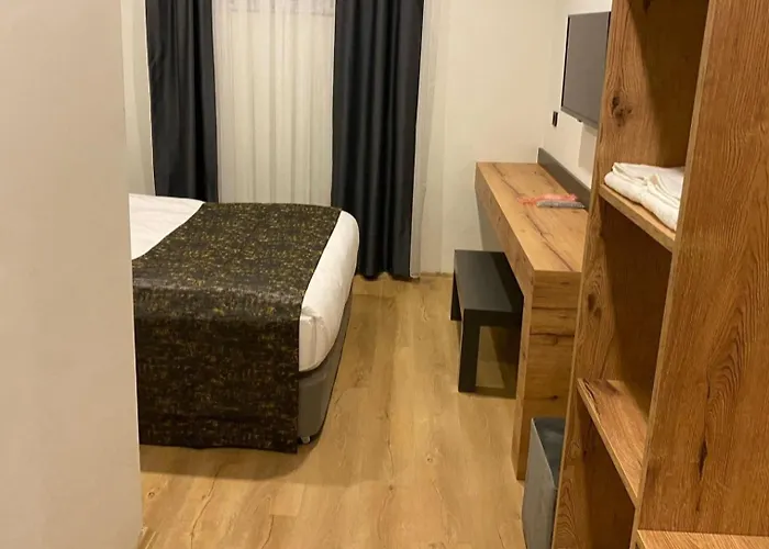 Rafael Hotel