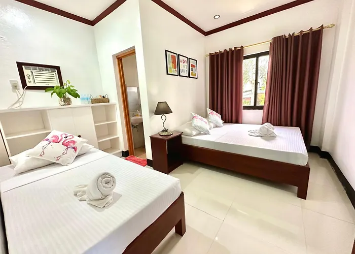 Endless Summer Hotel Baler