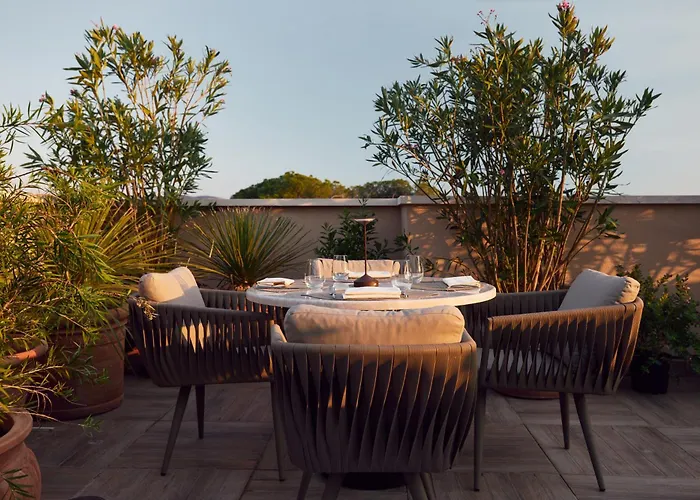 La Fleur Boutique Hotel