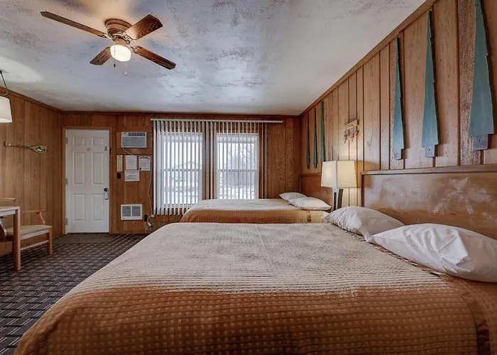 Okoboji Lodge