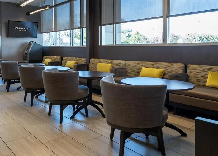 Springhill Suites By Marriott Woodbridge