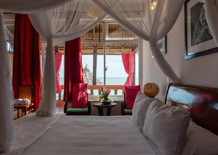 Full Moon Beach Resort Mũi Né