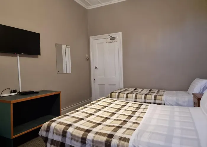 Golden Cross Hotel