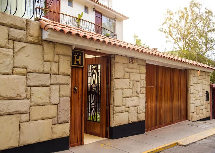 Hotel Benavides