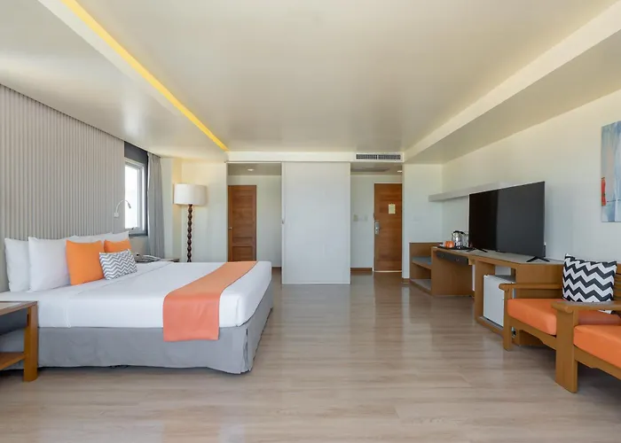 Sunshine Hotel & Residences