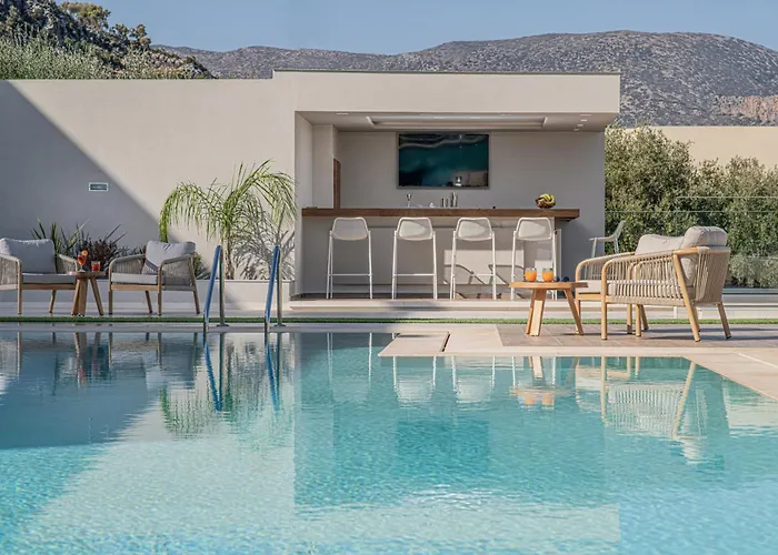 Filia Luxury Suites