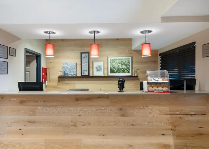Country Inn & Suites By Radisson, Columbia, Mo