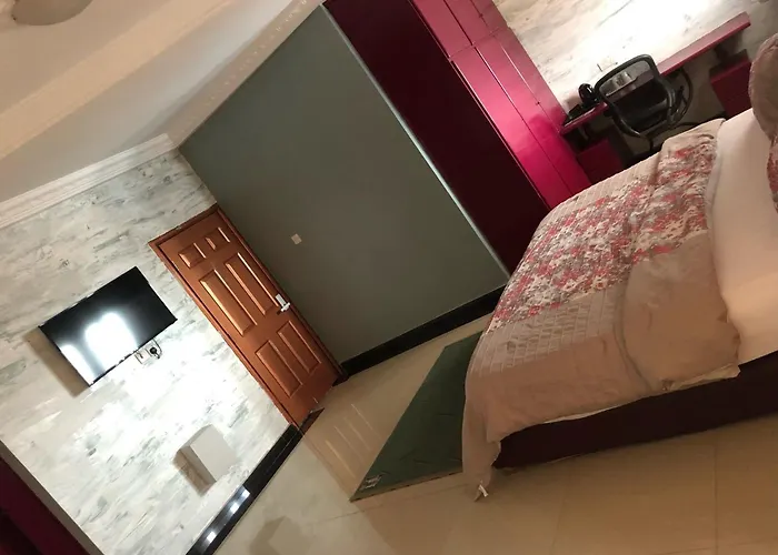 Royal Kamak Hotel