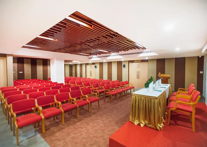 Raj Riveria Hotel