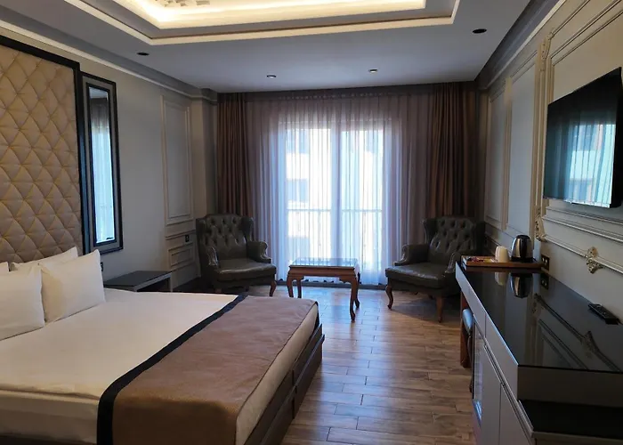 Lala Grand Hotel