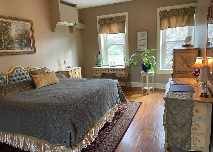 Hollinger House Bed & Breakfast Wabank