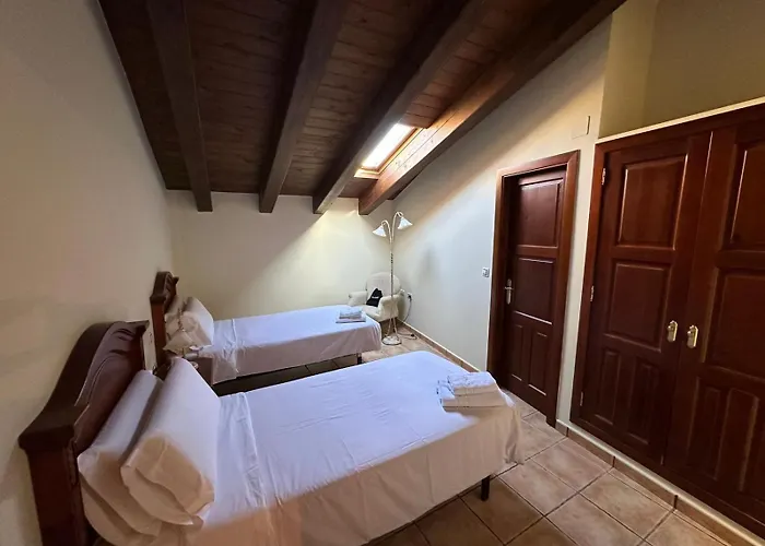 Hotel De La Villa