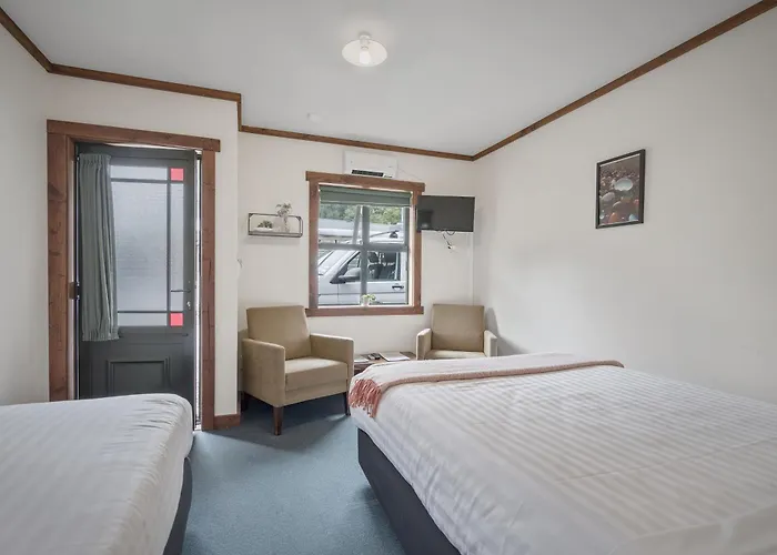 Punakaiki Rocks Hotel & Garden Bar