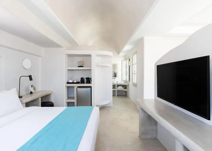 Danae Suites Santorini