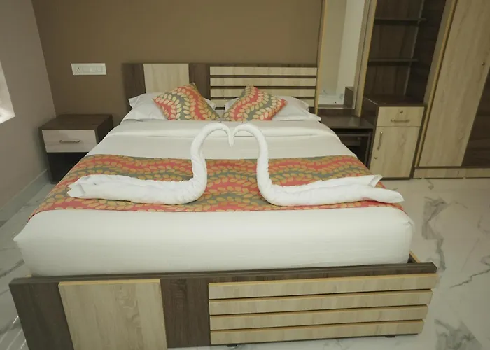 Luxe Hotel - Rooms & Villas Wayanad