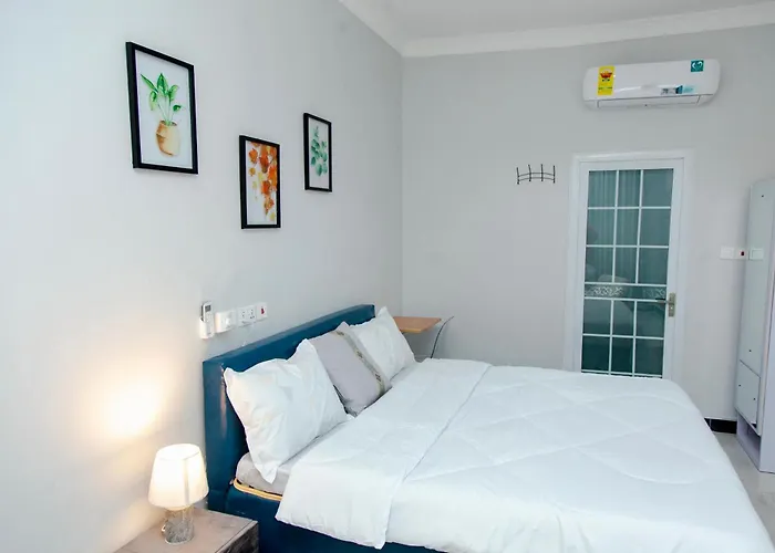 Brymac Hotel