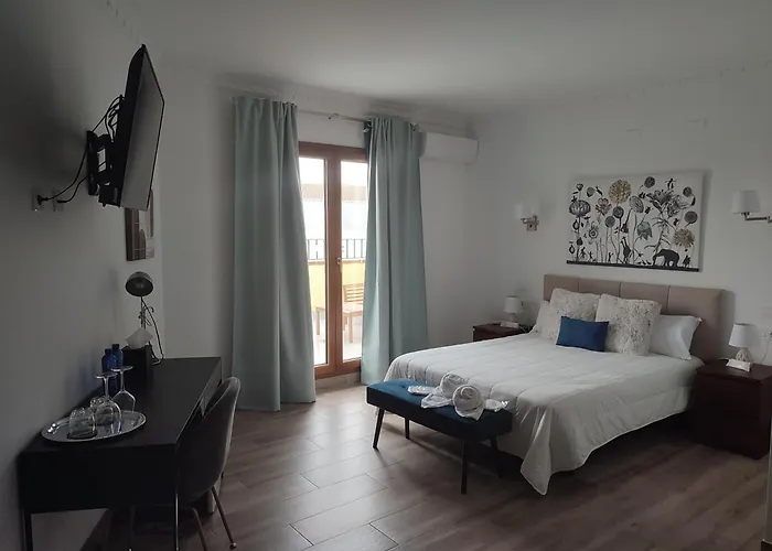 Hotel Los Cañas