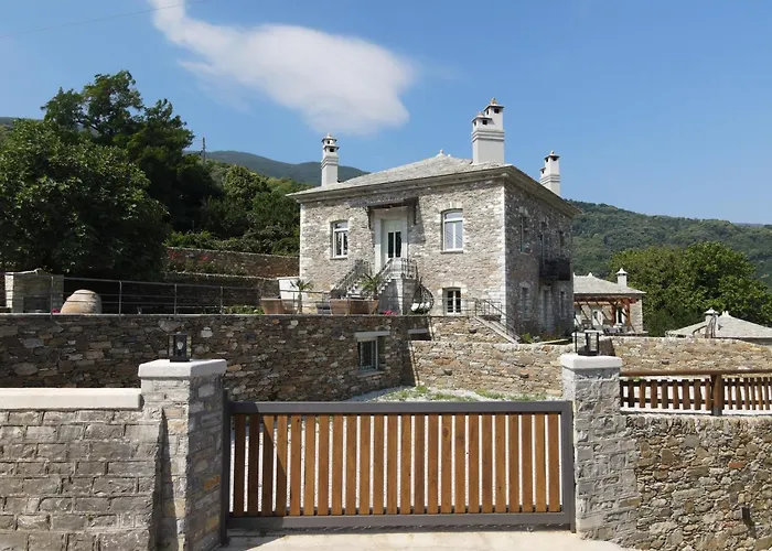 Nostos Country House