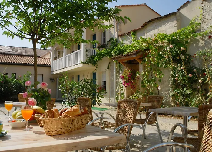 Cit'Hotel Le Cheval Blanc