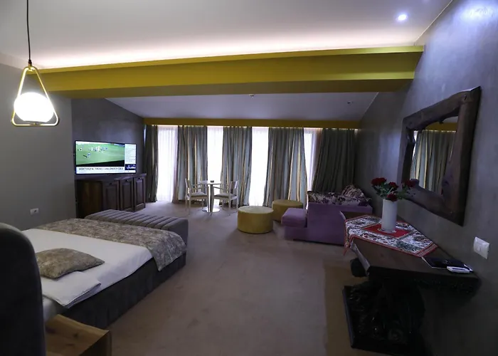 Hotel 1 Maji
